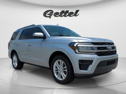 Iconic Silver Metallic 2024 Ford Expedition XLT