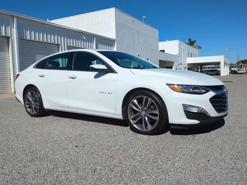 2022 Chevrolet Malibu FWD Premier
