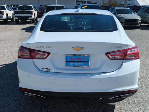 2022 Chevrolet Malibu FWD Premier
