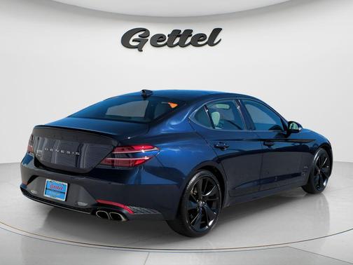 2023 Genesis G70 2.0T RWD