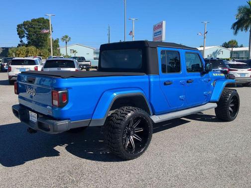 2020 Jeep Gladiator Overland
