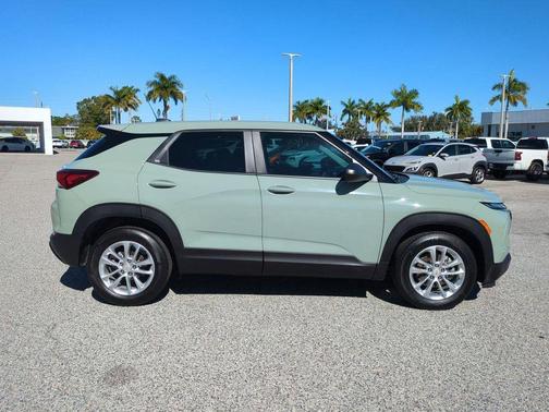 2025 Chevrolet Trailblazer LS