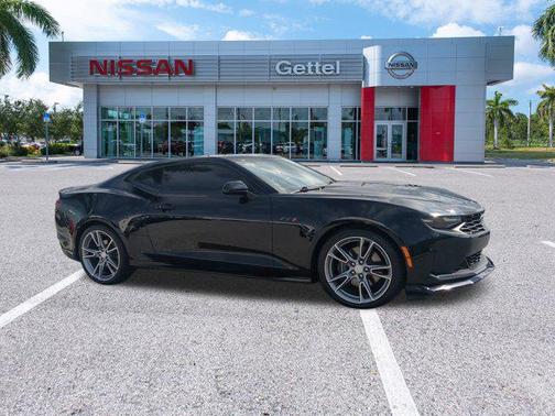 2021 Chevrolet Camaro RWD Coupe LT1
