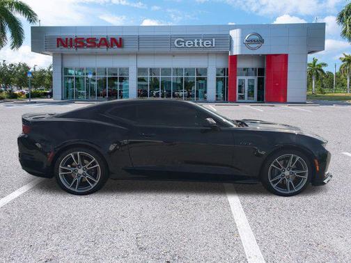 2021 Chevrolet Camaro RWD Coupe LT1