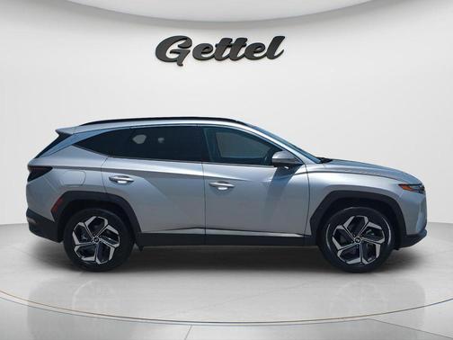 Shimmering Silver 2024 Hyundai TUCSON Plug-In Hybrid Limited