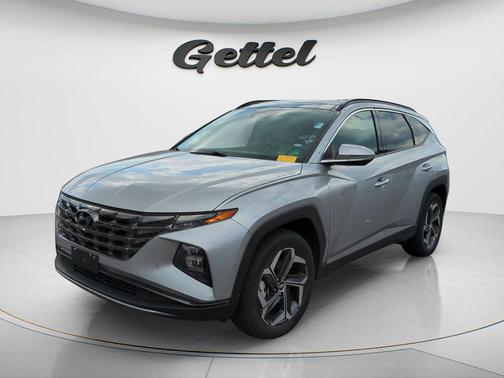 Shimmering Silver 2024 Hyundai TUCSON Plug-In Hybrid Limited