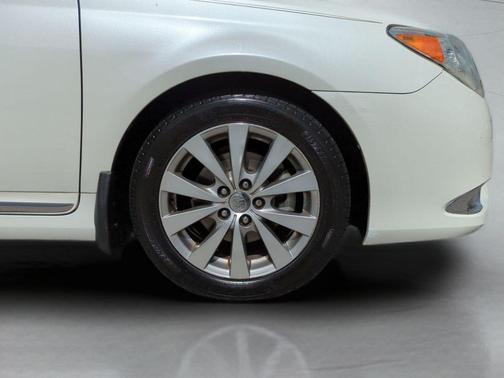 2011 Toyota Avalon Limited
