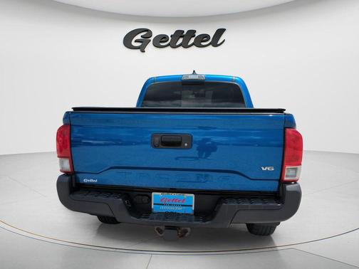Blazing Blue Pearl 2017 Toyota Tacoma TRD Sport