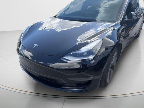2023 Tesla Model 3 Standard Range