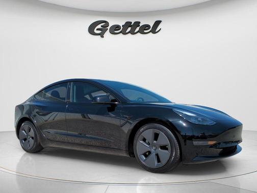 2023 Tesla Model 3 Standard Range