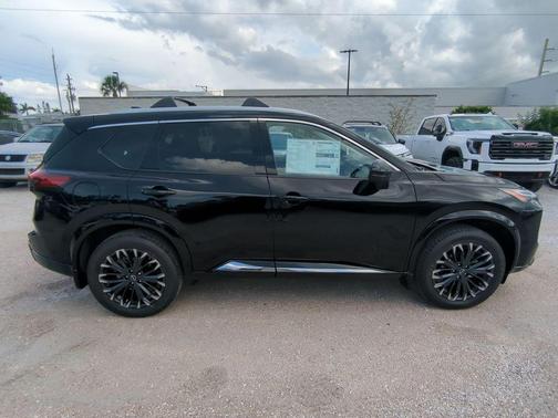 2025 Nissan Rogue Platinum