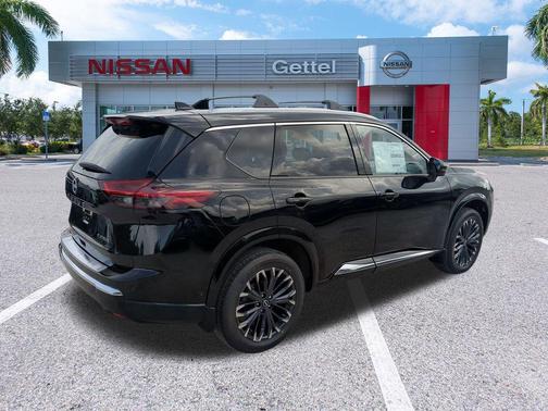 2025 Nissan Rogue Platinum