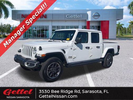 2022 Jeep Gladiator Overland