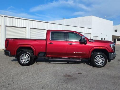 2024 GMC Sierra 2500 SLT