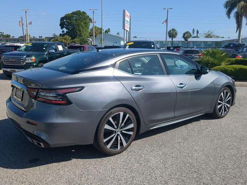 2023 Nissan Maxima SV Xtronic CVT