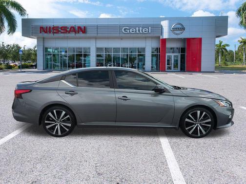2021 Nissan Altima SR FWD