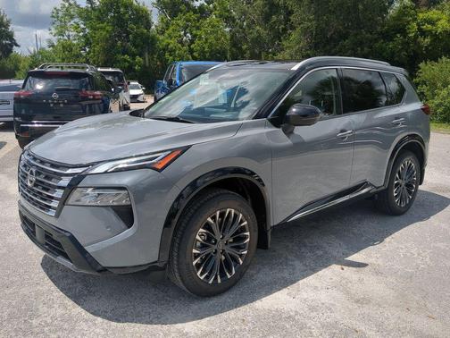 2025 Nissan Rogue Platinum