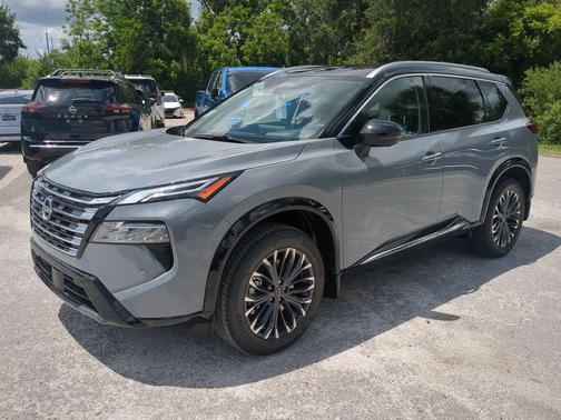 2025 Nissan Rogue Platinum