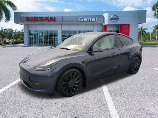 2022 Tesla Model Y Performance Dual Motor All-Wheel Drive