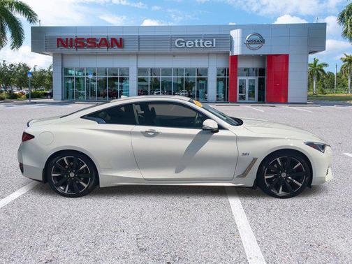 2019 INFINITI Q60 3.0T LUXE