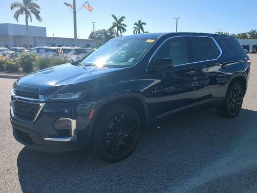 2022 Chevrolet Traverse LS