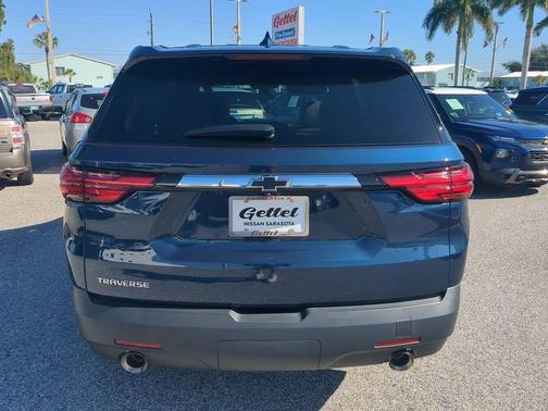 2022 Chevrolet Traverse LS