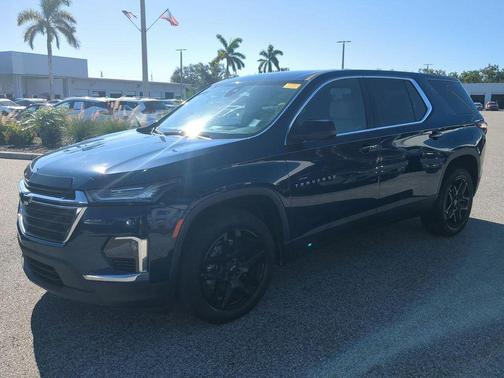 2022 Chevrolet Traverse LS