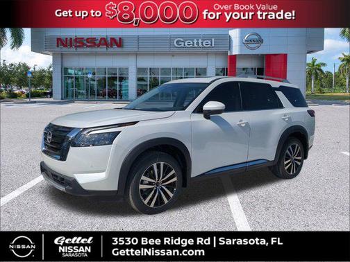 2025 Nissan Pathfinder Platinum FWD