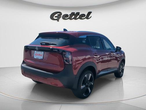 Scarlet Ember Tintcoat 2026 Nissan Kicks SR
