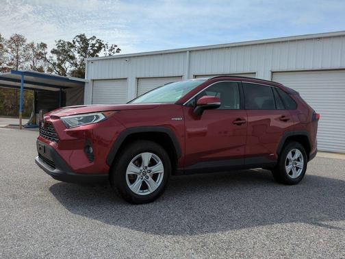 2019 Toyota RAV4 Hybrid XLE