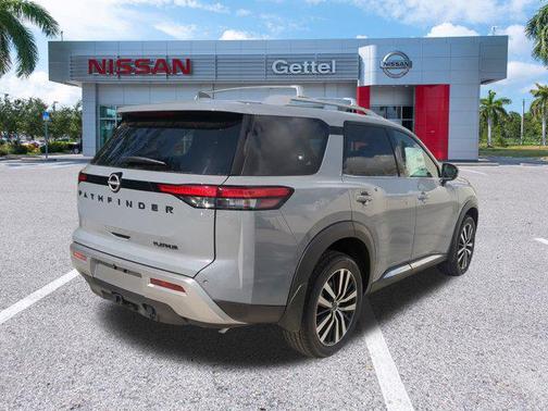 2025 Nissan Pathfinder Platinum FWD