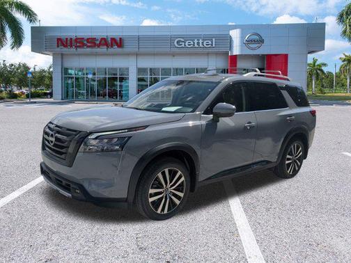 2025 Nissan Pathfinder Platinum FWD