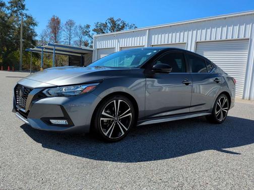 2022 Nissan Sentra SR