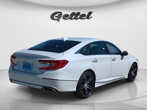 2021 Honda Accord Touring 2.0T