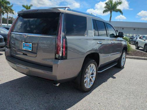 2018 Cadillac Escalade Premium Luxury
