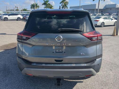 2021 Nissan Rogue SL
