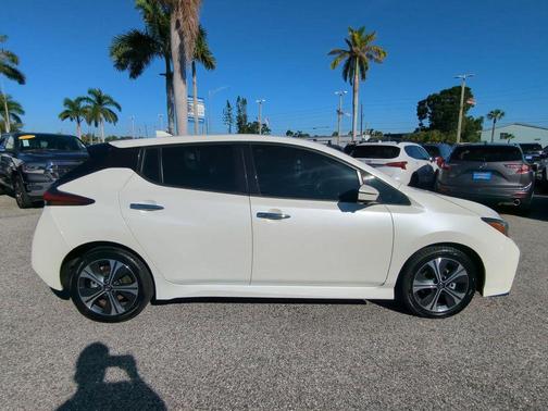2020 Nissan Leaf SL PLUS 62 kWh