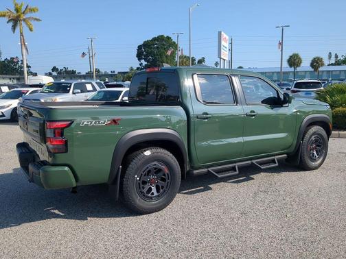 2025 Nissan Frontier PRO-X