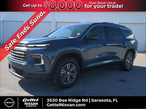 2025 Chevrolet Traverse LT