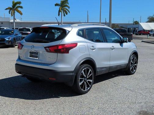 2018 Nissan Rogue Sport SL