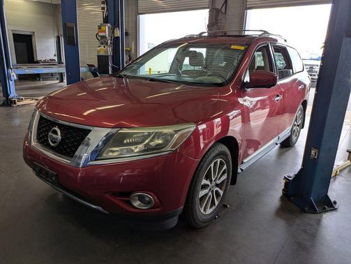 2016 Nissan Pathfinder SL
