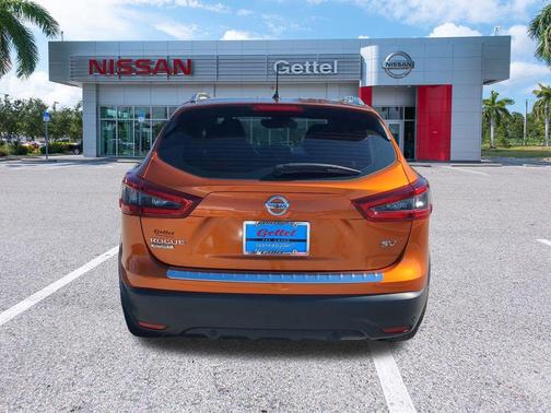 2021 Nissan Rogue Sport SV