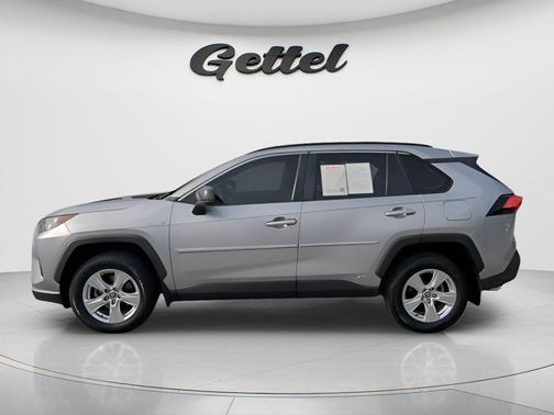 2021 Toyota RAV4 Hybrid SE