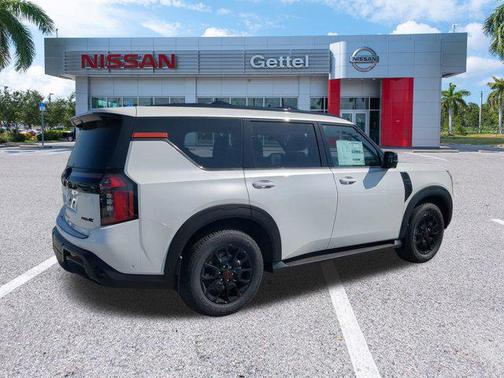 2025 Nissan Armada PRO-4X 4WD