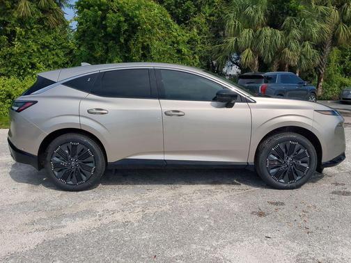 2025 Nissan Murano Platinum