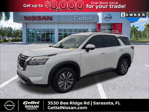2025 Nissan Pathfinder SL FWD