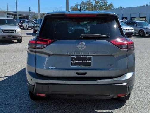 2024 Nissan Rogue S