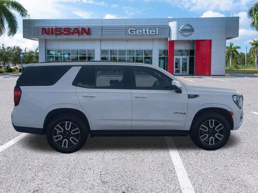 2021 GMC Yukon 4WD AT4