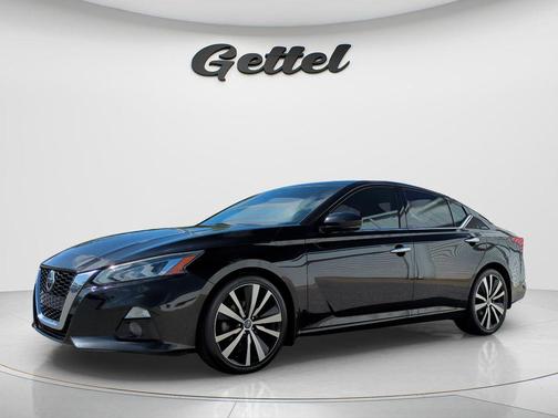 Super Black 2020 Nissan Altima Platinum VC-Turbo FWD