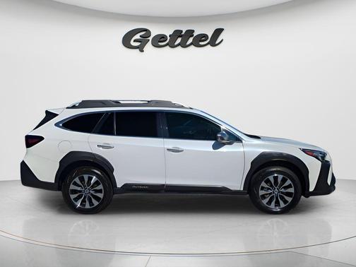 2024 Subaru Outback Touring